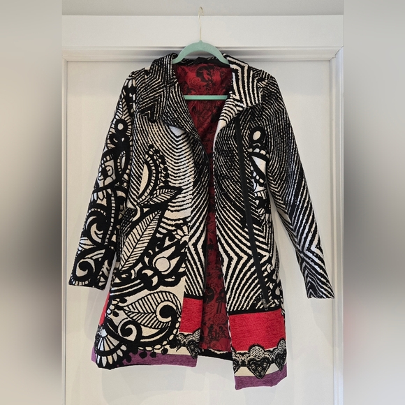 Desigual Red and Black Graphic Design - Picture 2 of 7